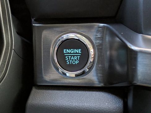 Used 2025 Ford F250 Lariat w/ Lariat Ultimate Package image 53