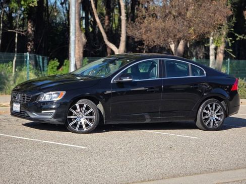 Used 2015 Volvo S60 T5 Platinum w/ Climate Package image 17