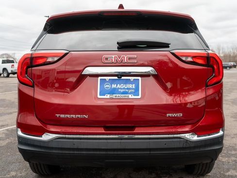 Used 2021 GMC Terrain SLT w/ Infotainment Package II image 7