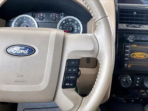 Used 2010 Ford Escape Limited AWD/4WD image 11
