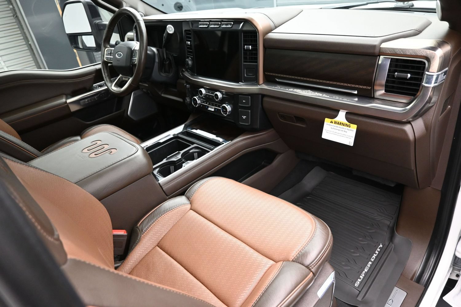 Used 2024 Ford F350 King Ranch w/ FX4 Off-Road Package AWD/4WD image 43