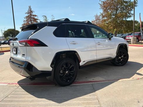 Used 2025 Toyota RAV4 XSE w/ Advanced Technology Package AWD/4WD image 6