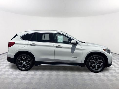 Used 2018 BMW X1 xDrive28i AWD/4WD image 3