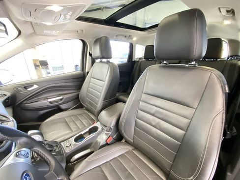 Used 2015 Ford Escape Titanium image 14