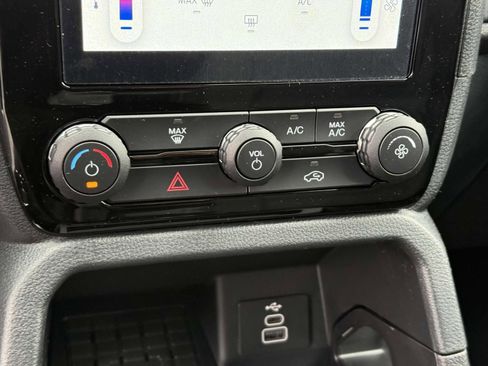 New 2025 Ford Ranger XLT w/ FX4 Off-Road Package image 15