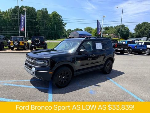 Used 2025 Ford Bronco Sport Badlands w/ Badlands Tech Package AWD/4WD image 2