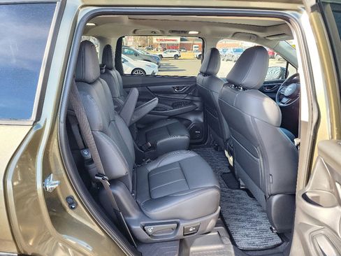 Certified 2026 Subaru Ascent Limited Bronze image 30