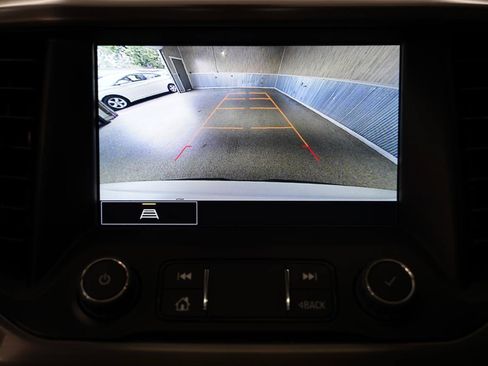 Used 2023 GMC Acadia AT4 AWD/4WD image 18