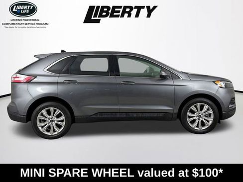 Used 2024 Ford Edge Titanium image 2