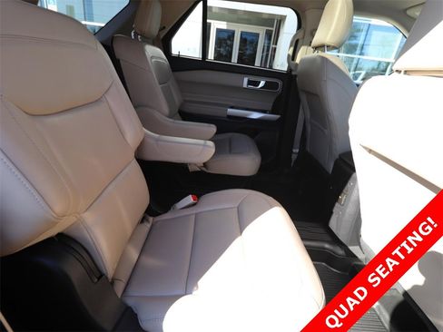 Certified 2022 Ford Explorer XLT w/ Equipment Group 202A image 21