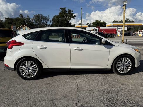 Used 2015 Ford Focus Titanium image 8