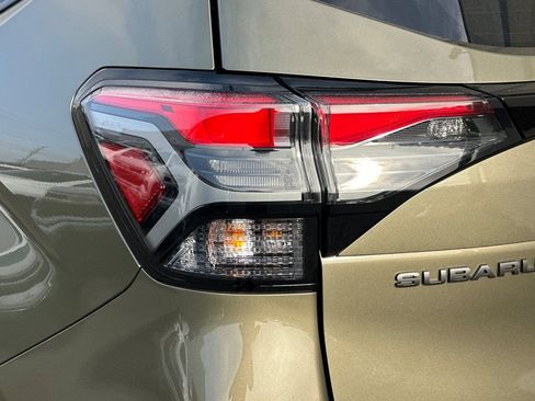 Used 2025 Subaru Forester Touring image 38