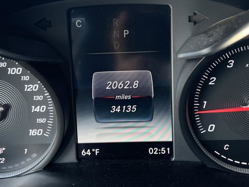 Used 2018 Mercedes-Benz GLC 300 GLC 300 Base image 18