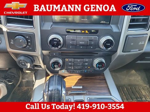 Used 2018 Ford F150 Lariat w/ Equipment Group 502A Luxury AWD/4WD image 17