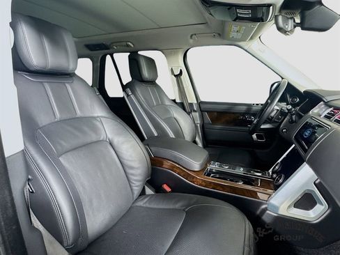 Used 2022 Land Rover Range Rover Westminster Edition image 30
