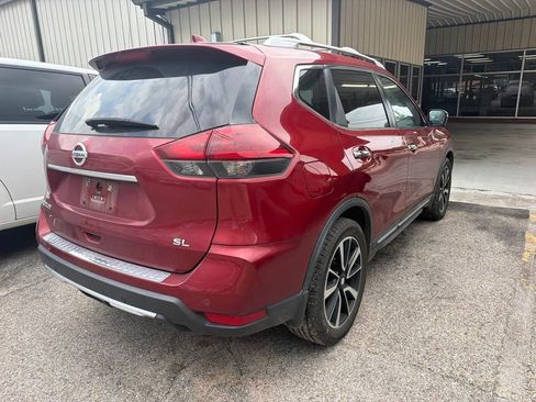 Used 2019 Nissan Rogue SL w/ Premium Package FWD image 3
