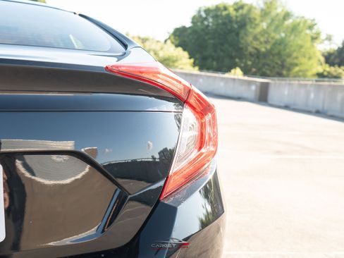 Used 2018 Honda Civic EX image 41