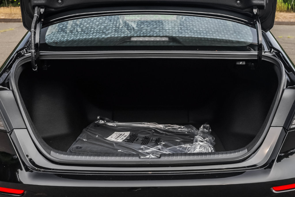 New 2026 Honda Accord LX image 9
