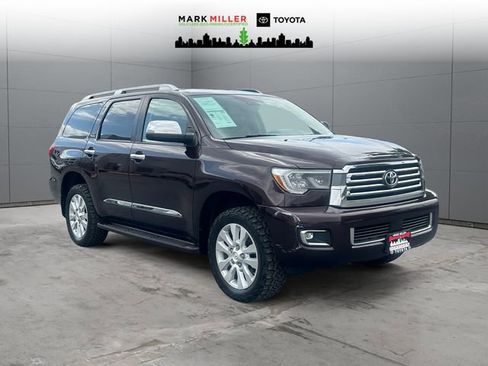 Used 2019 Toyota Sequoia Platinum AWD/4WD image 7