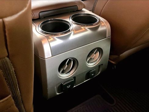 Used 2014 Ford F150 Platinum image 35