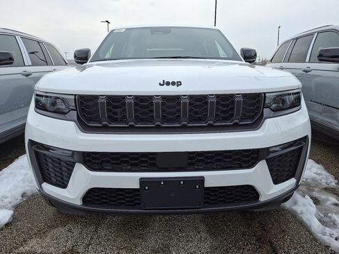 New 2026 Jeep Grand Cherokee Limited image 2