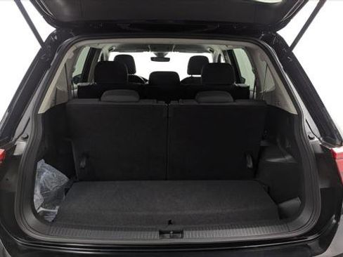 Used 2024 Volkswagen Tiguan S image 17