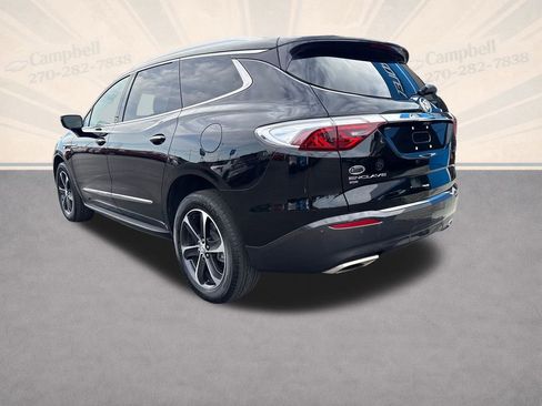 Used 2024 Buick Enclave Essence w/ LPO, Touring Package image 3