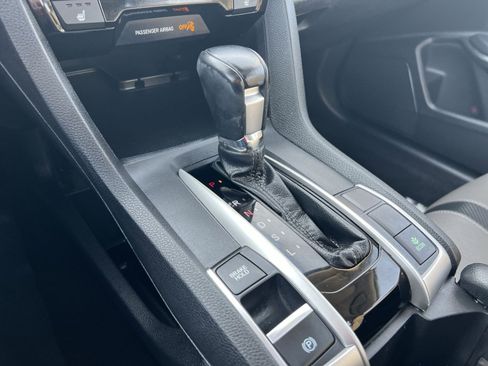 Used 2017 Honda Civic EX-L image 21