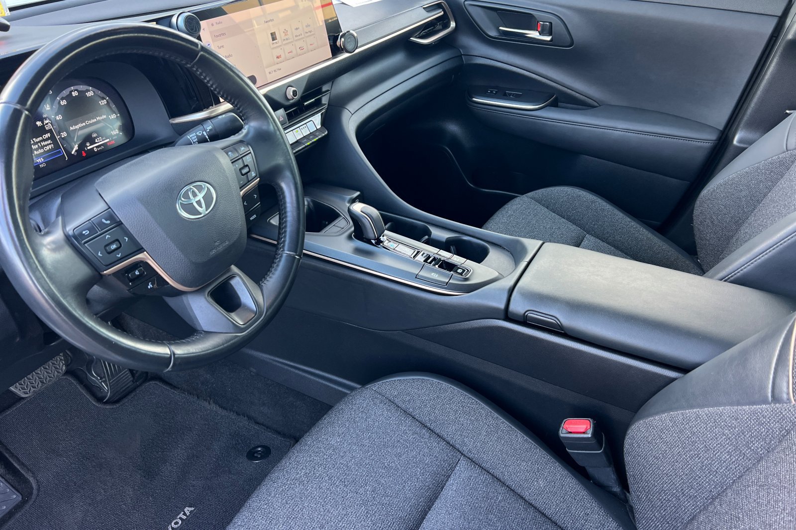 Certified 2023 Toyota Crown w/ Carpet Mat Package (TMS) AWD/4WD image 9