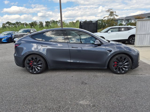 Used 2023 Tesla Model Y Performance AWD/4WD image 4