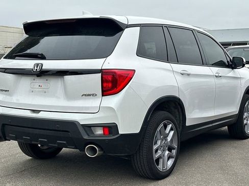 Used 2024 Honda Passport EX-L image 5