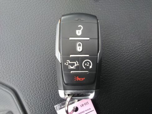 Used 2024 RAM 1500 Laramie image 21