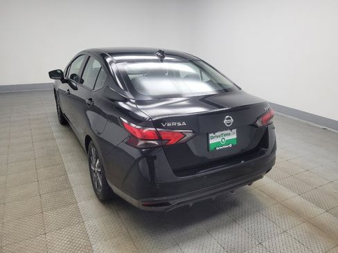 Used 2021 Nissan Versa SV image 5