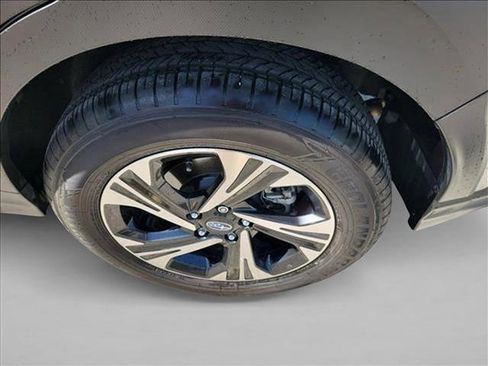 Used 2024 Subaru Crosstrek 2.0i Premium AWD/4WD image 12