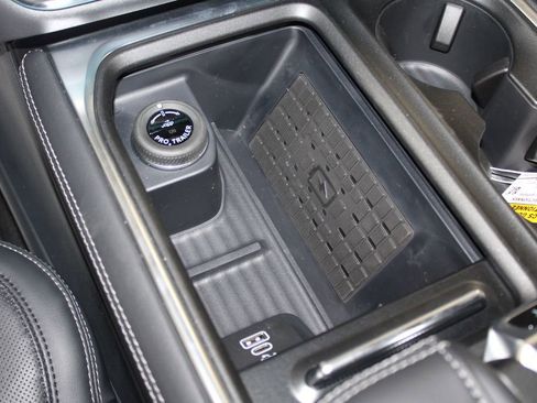 New 2025 Ford Expedition Platinum w/ Stealth Performance Package image 54