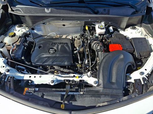 Used 2021 Buick Encore GX Essence AWD/4WD image 28