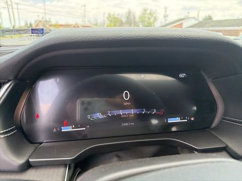 Used 2023 Jeep Grand Cherokee Altitude AWD/4WD image 8