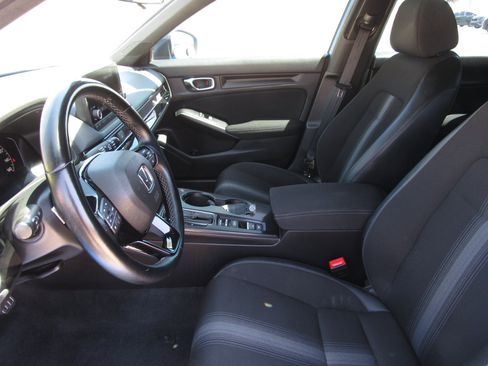 Used 2022 Honda Civic Sport image 13