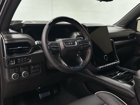 Used 2026 GMC Yukon AT4 Ultimate AWD/4WD image 10