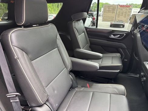 Used 2023 Chevrolet Tahoe Premier AWD/4WD image 31