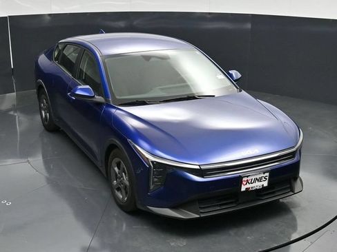 Used 2025 Kia K4 FWD image 45