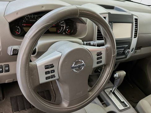 Used 2019 Nissan Frontier SV image 18