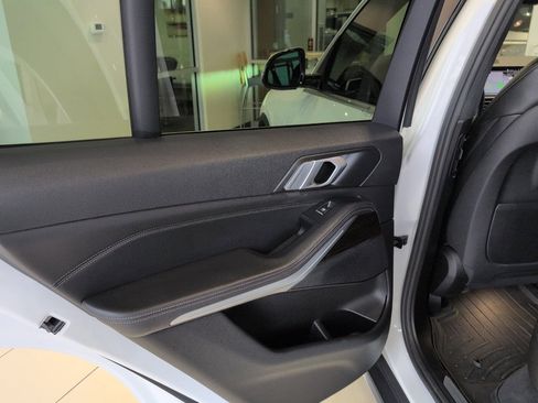 Used 2019 BMW X5 xDrive40i w/ Convenience Package image 33