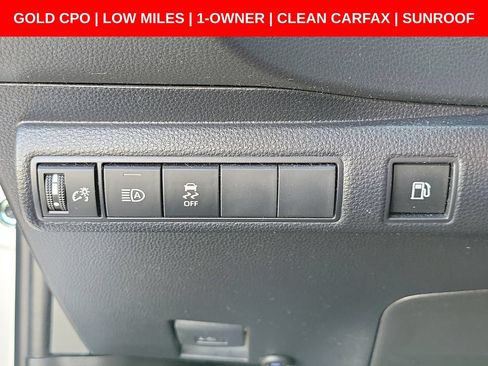 Used 2024 Toyota Corolla SE w/ SE Package FWD image 25
