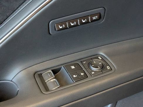 Used 2021 Lexus LC 500 Coupe w/ Sport Package RWD image 18
