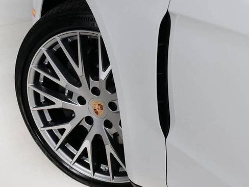 New 2025 Porsche Panamera 4 AWD/4WD image 25