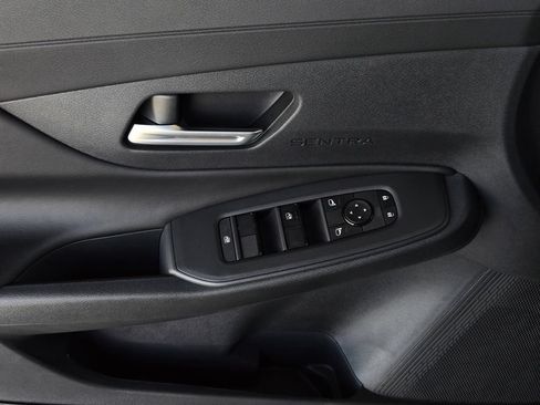 New 2027 Nissan Sentra SV w/ Floor Mat Package FWD image 15