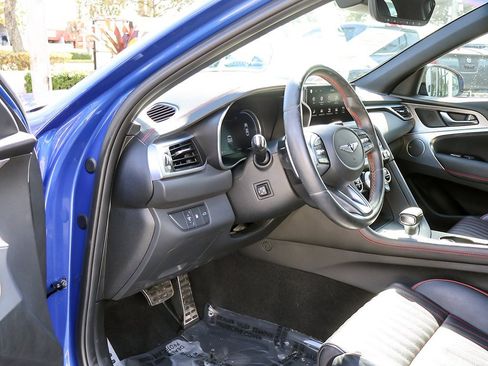 Used 2023 Genesis G70 2.0T w/ Sport Prestige Package image 29