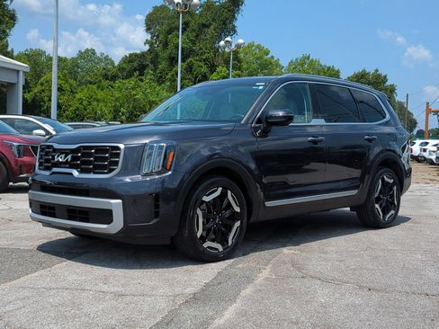 Certified 2025 Kia Telluride S FWD image 1