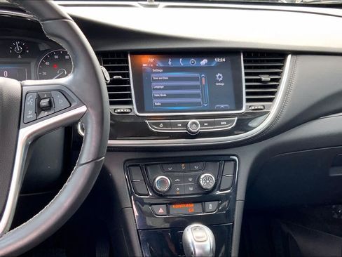 Used 2021 Buick Encore Preferred FWD image 7